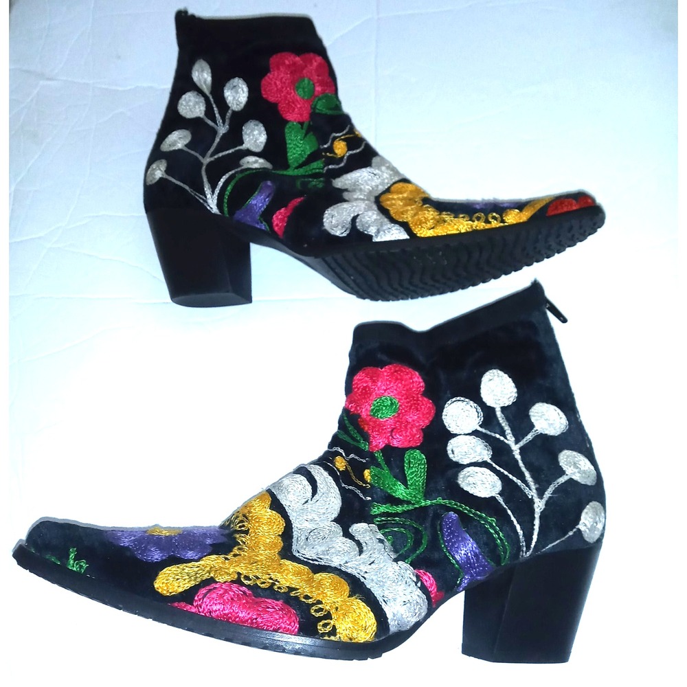 Artemis Embroidered Boot Eu 40 Made in Turkey US 9/9.5 Bootie Boho Festival